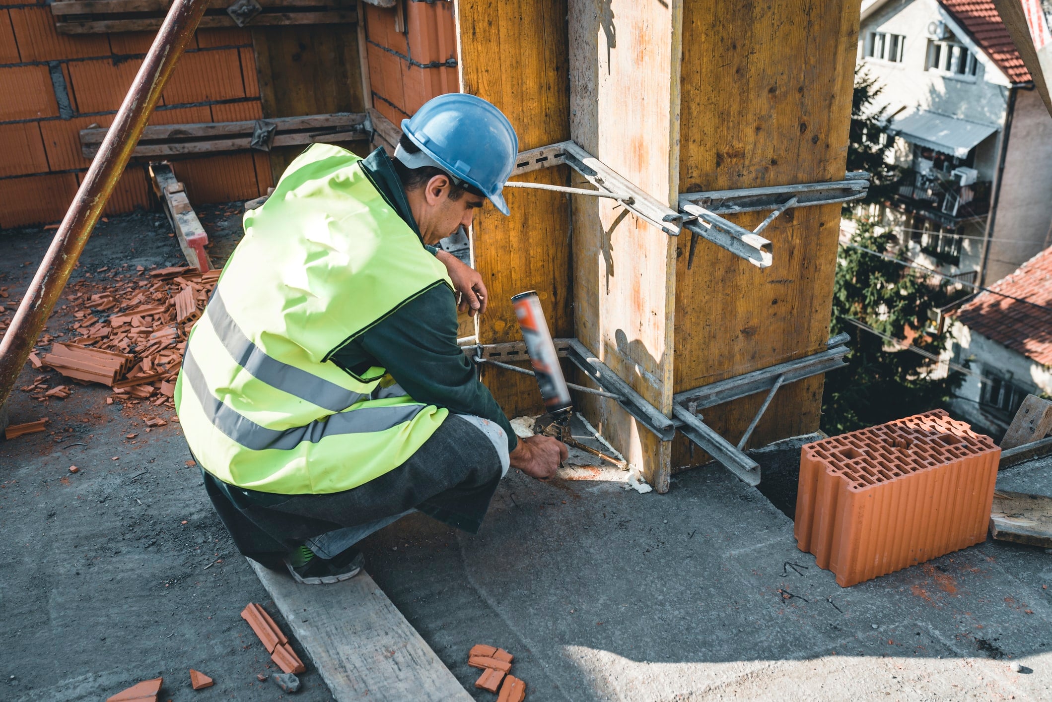 Adhesive tips to prep for winter construction.